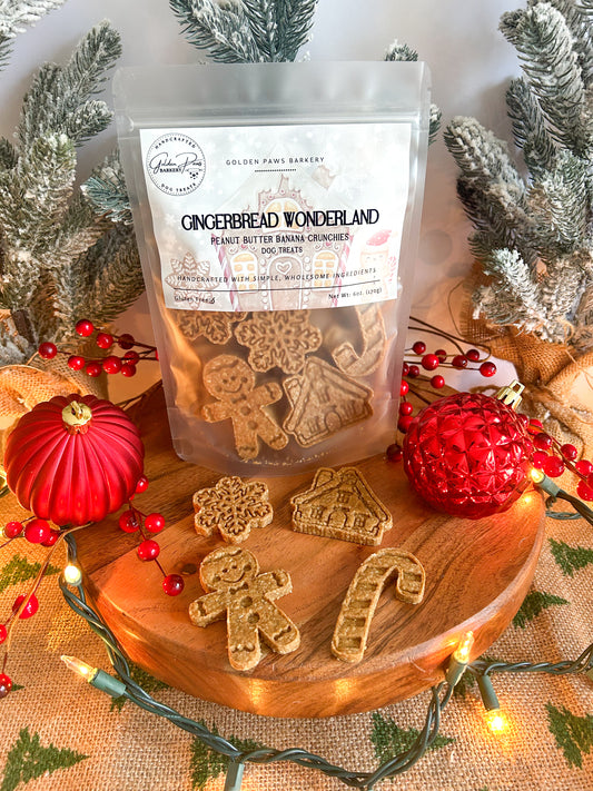 “GINGERBREAD WONDERLAND” Peanut Butter Banana Crunchies